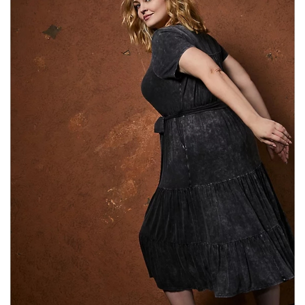 Torrid tiered super soft midi